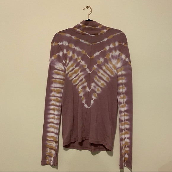 NWT We The Free Medium Moody Blossom Tie Dye Turtleneck Pullover - Picture 11 of 12